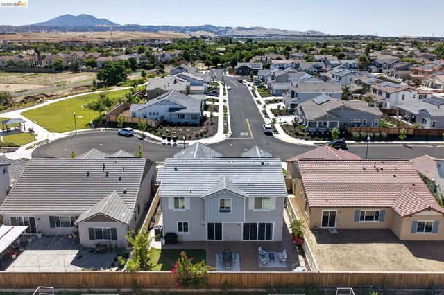 1885 Water St, Brentwood, CA 94513