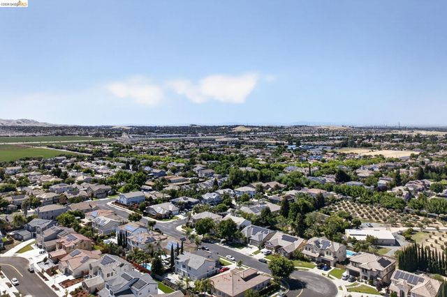 1885 Water St, Brentwood, CA 94513