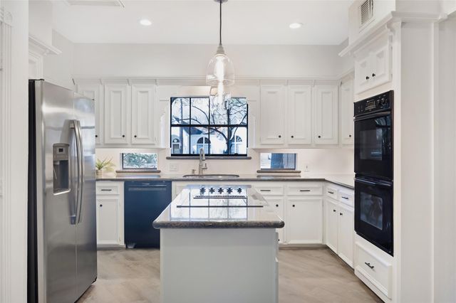 142 E Placid Hill Circle, The Woodlands, TX 77381