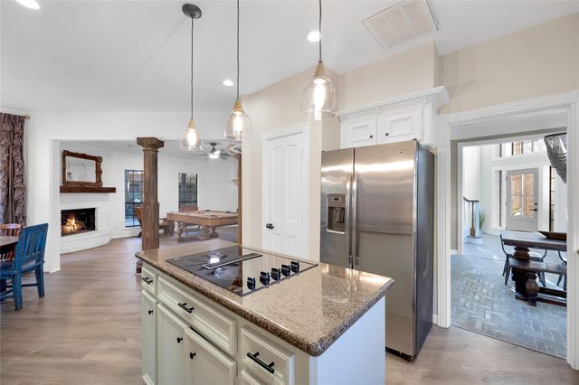 142 E Placid Hill Circle, The Woodlands, TX 77381