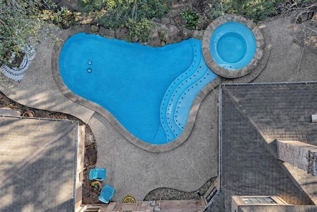 142 E Placid Hill Circle, The Woodlands, TX 77381