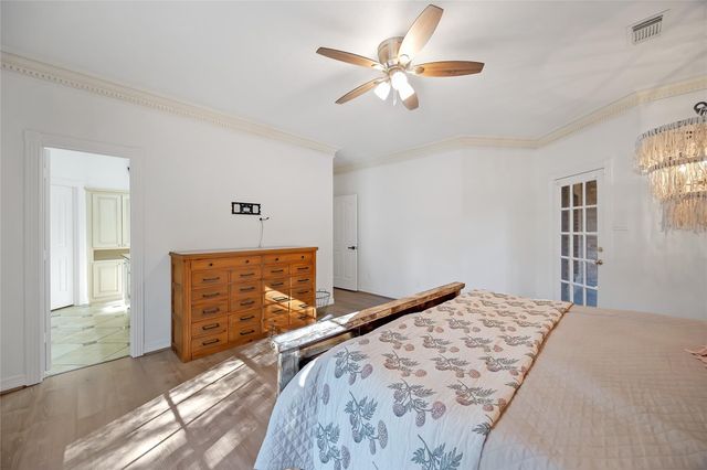 142 E Placid Hill Circle, The Woodlands, TX 77381