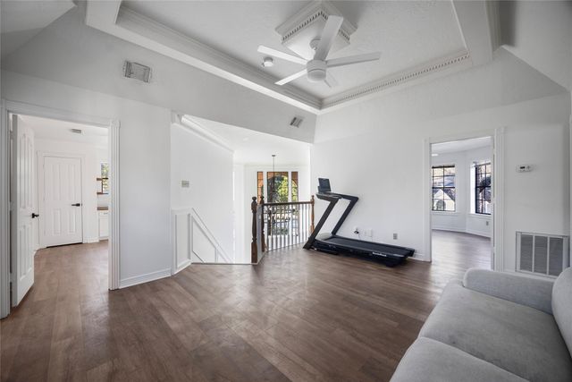 142 E Placid Hill Circle, The Woodlands, TX 77381