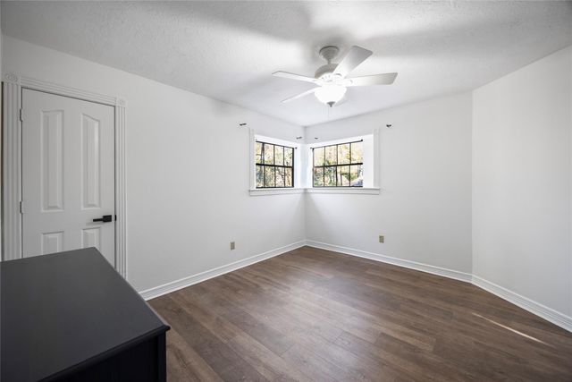 142 E Placid Hill Circle, The Woodlands, TX 77381