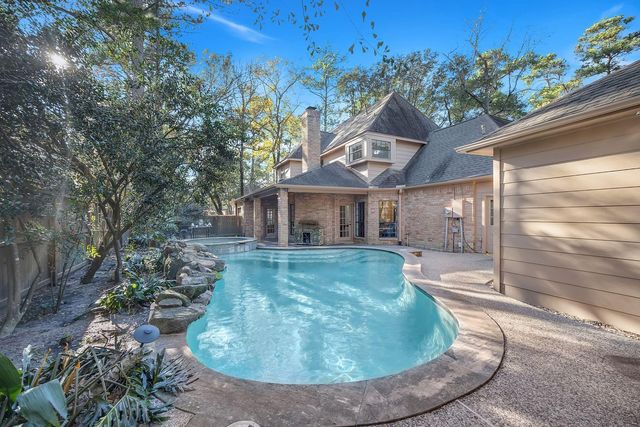 142 E Placid Hill Circle, The Woodlands, TX 77381