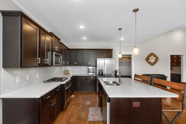 147 Compton St, Gallatin, TN 37066