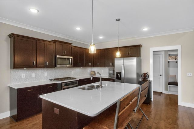 147 Compton St, Gallatin, TN 37066