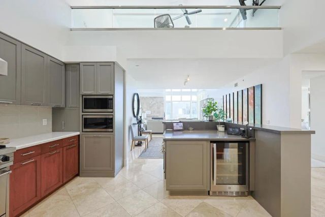 1220 1st Street 303, Coronado, CA 92118