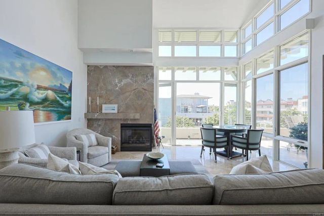 1220 1st Street 303, Coronado, CA 92118