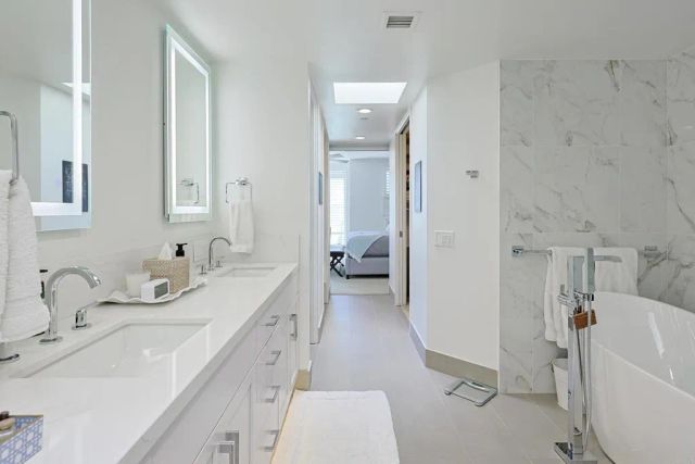 1220 1st Street 303, Coronado, CA 92118