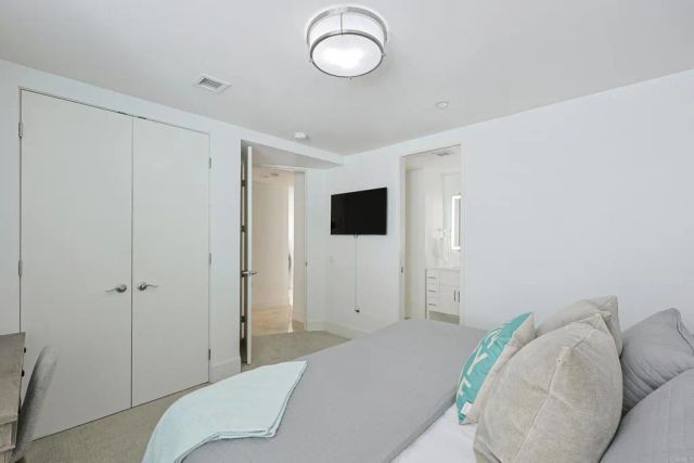 1220 1st Street 303, Coronado, CA 92118