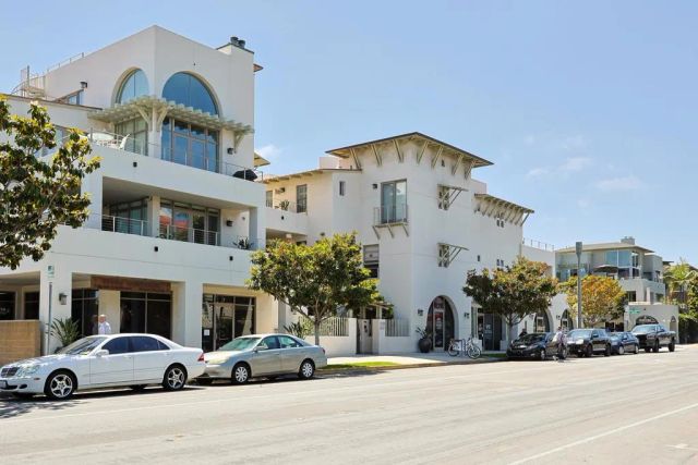 1220 1st Street 303, Coronado, CA 92118