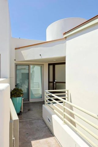 1220 1st Street 303, Coronado, CA 92118