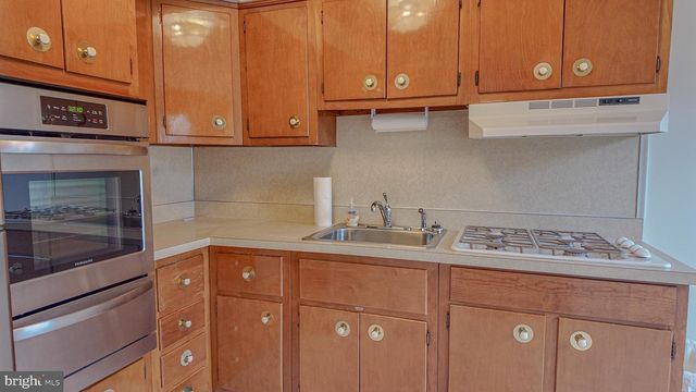 11718 DENMAN RD, Philadelphia, PA 19154