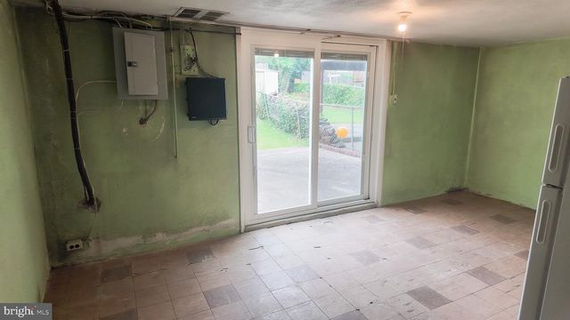 11718 DENMAN RD, Philadelphia, PA 19154