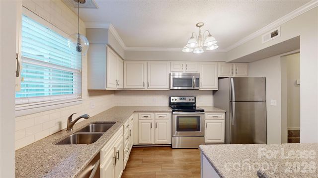 3280 Heathstead Place, Charlotte, NC 28210