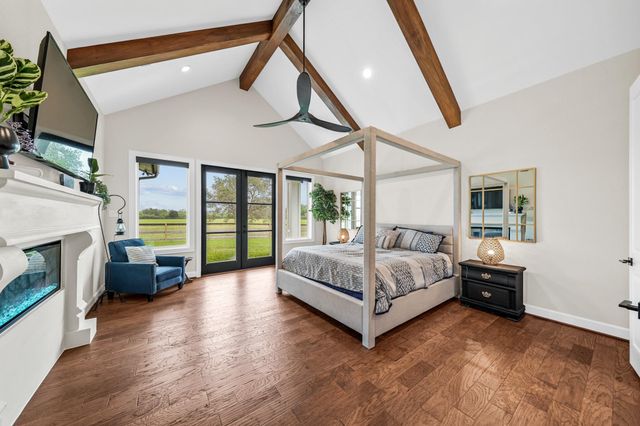 1650 Lundy Lane, Friendswood, TX 77546
