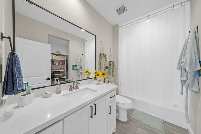 1650 Lundy Lane, Friendswood, TX 77546