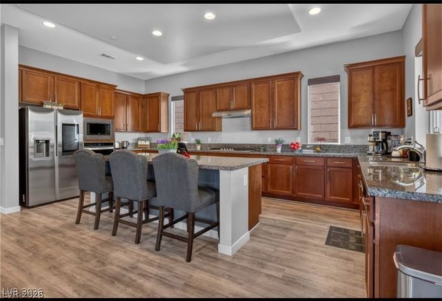 28 Vista Outlook Street, Henderson, NV 89011