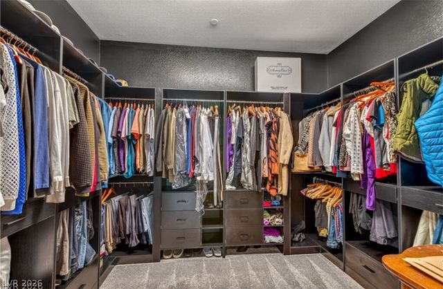 28 Vista Outlook Street, Henderson, NV 89011