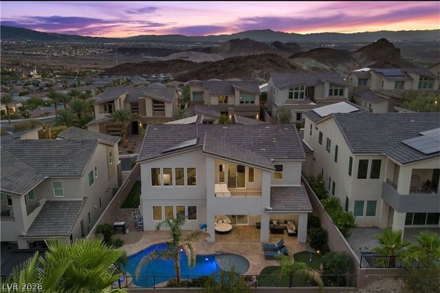 28 Vista Outlook Street, Henderson, NV 89011
