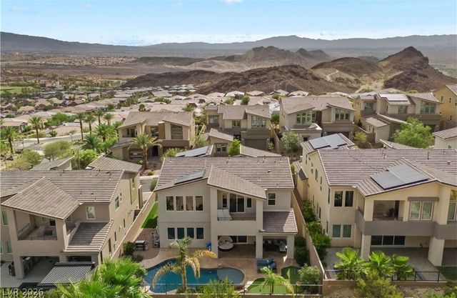 28 Vista Outlook Street, Henderson, NV 89011