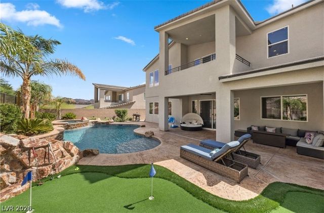 28 Vista Outlook Street, Henderson, NV 89011