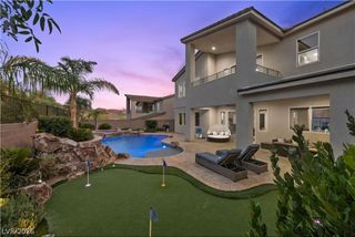 28 Vista Outlook Street, Henderson, NV 89011
