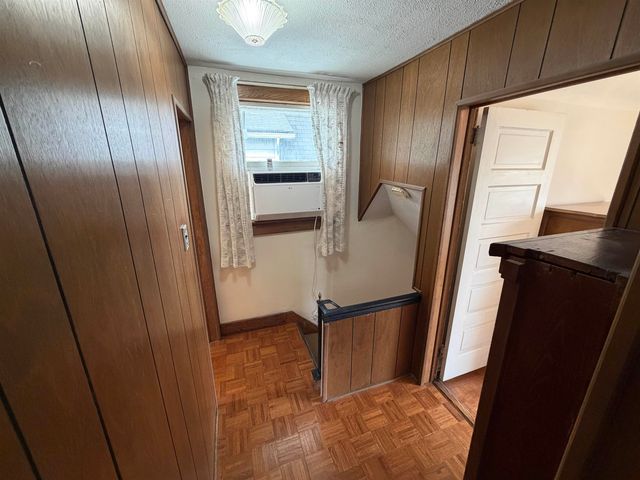 337 WILLOW AVE, Lyndhurst, NJ 07071