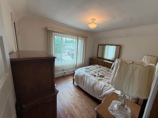 337 WILLOW AVE, Lyndhurst, NJ 07071