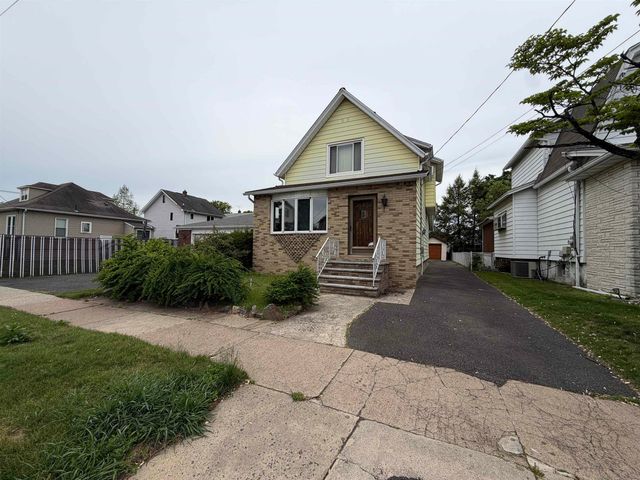337 WILLOW AVE, Lyndhurst, NJ 07071