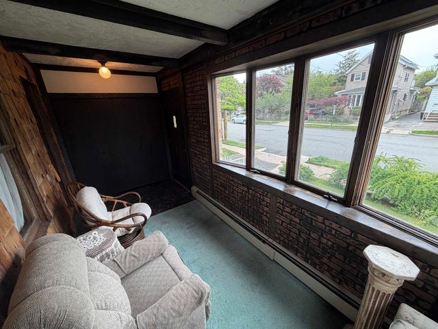 337 WILLOW AVE, Lyndhurst, NJ 07071