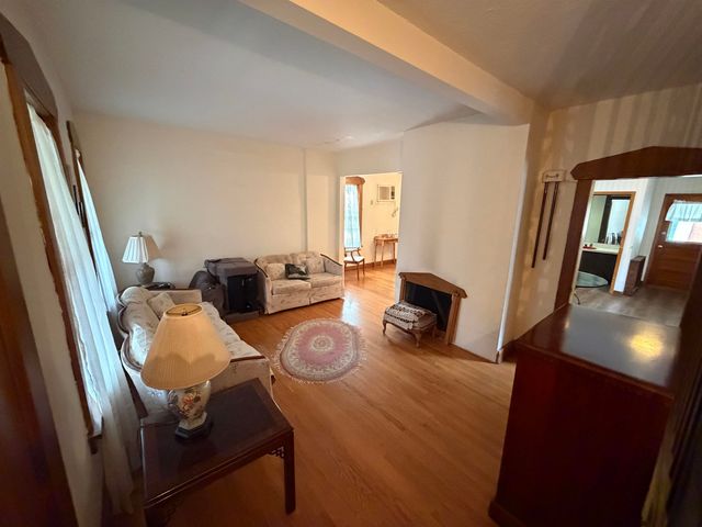 337 WILLOW AVE, Lyndhurst, NJ 07071