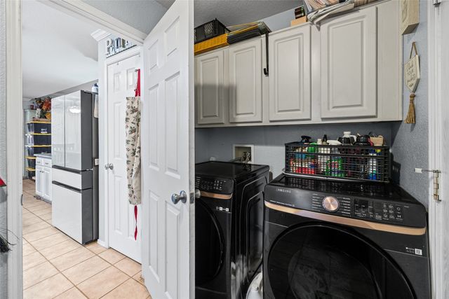 217 King Arthur Drive, Weatherford, TX 76086