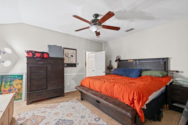 217 King Arthur Drive, Weatherford, TX 76086