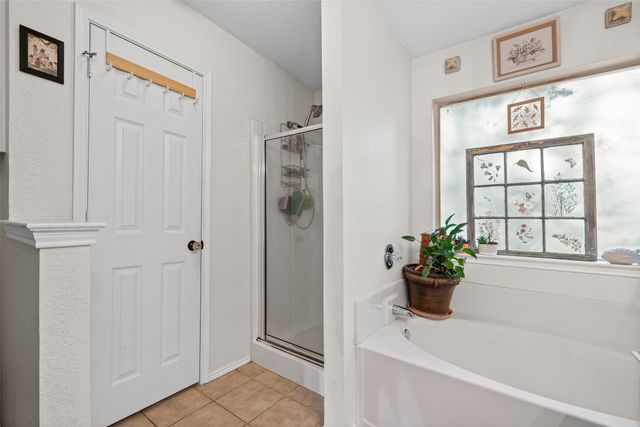 217 King Arthur Drive, Weatherford, TX 76086