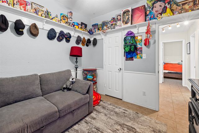 217 King Arthur Drive, Weatherford, TX 76086