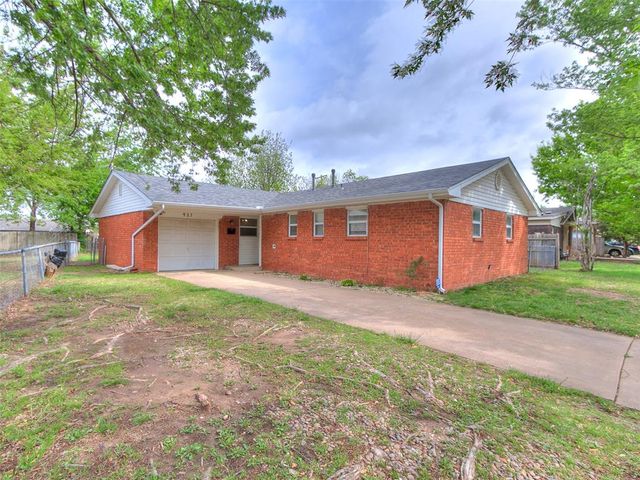 937 NW 19th Street, Moore, OK 73160