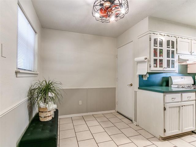 937 NW 19th Street, Moore, OK 73160