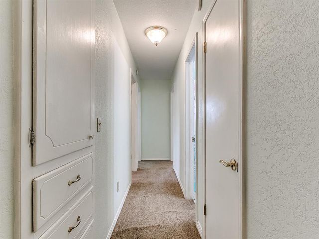 937 NW 19th Street, Moore, OK 73160