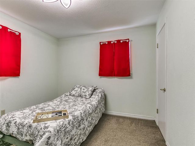 937 NW 19th Street, Moore, OK 73160