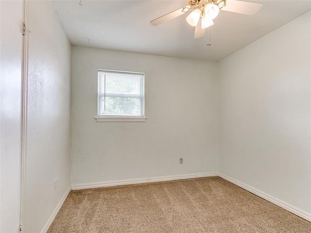 937 NW 19th Street, Moore, OK 73160