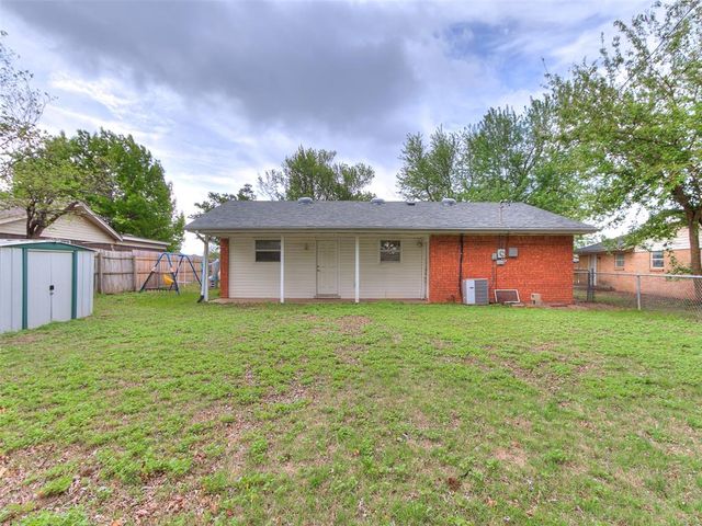 937 NW 19th Street, Moore, OK 73160