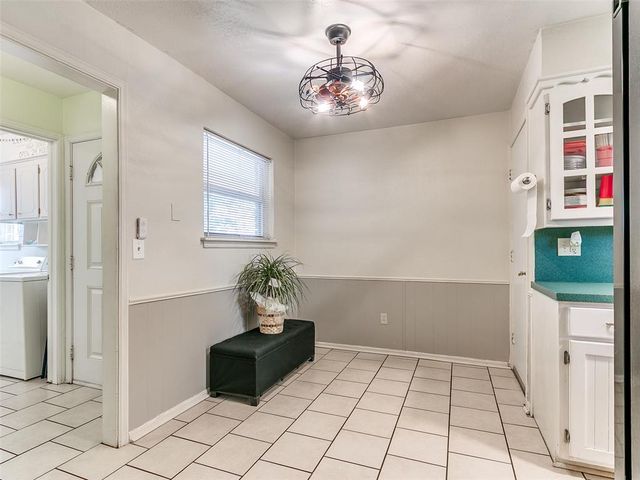 937 NW 19th Street, Moore, OK 73160