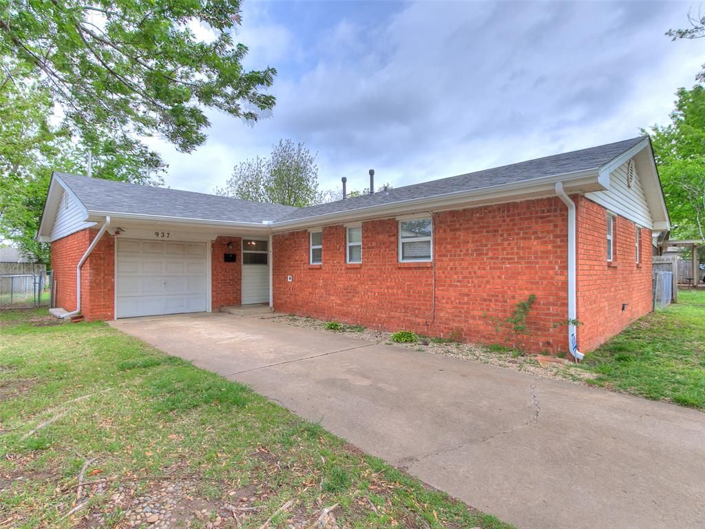 937 NW 19th Street, Moore, OK 73160