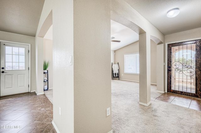 13191 KESTREL Avenue, Horizon City, TX 79928