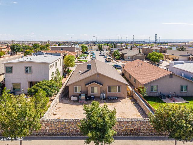 13191 KESTREL Avenue, Horizon City, TX 79928