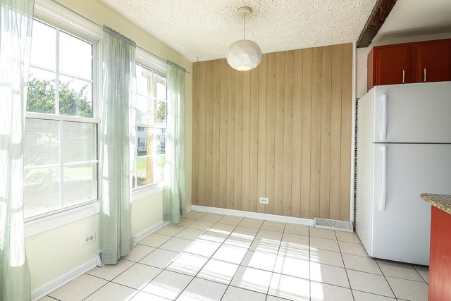 419 Sidney Avenue C, Glendale Heights, IL 60139