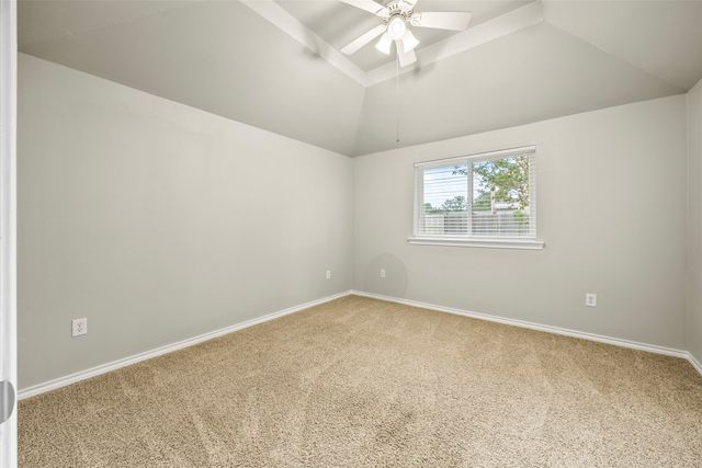 909 Valley View Avenue, Red Oak, TX 75154