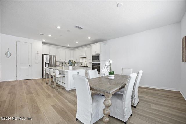 942 ROOSTER HOLLOW Way, Middleburg, FL 32068